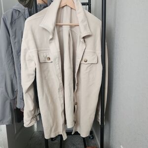 Aerie Cream Utility Jacket Lightweight and Versatile